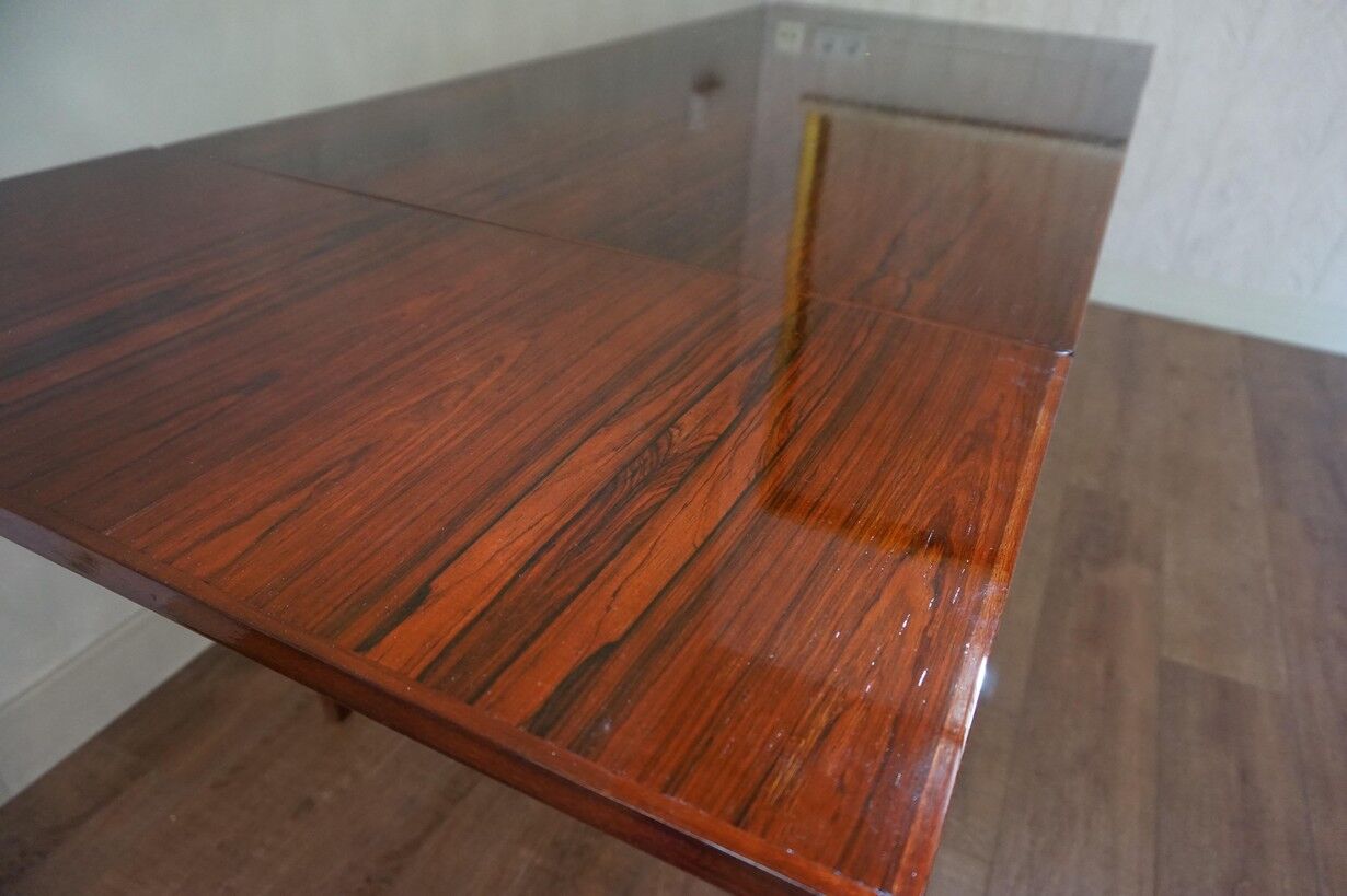 Rosewood extendable dining table, extended 189cm