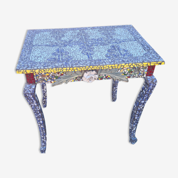 Table en mosaique picassiette