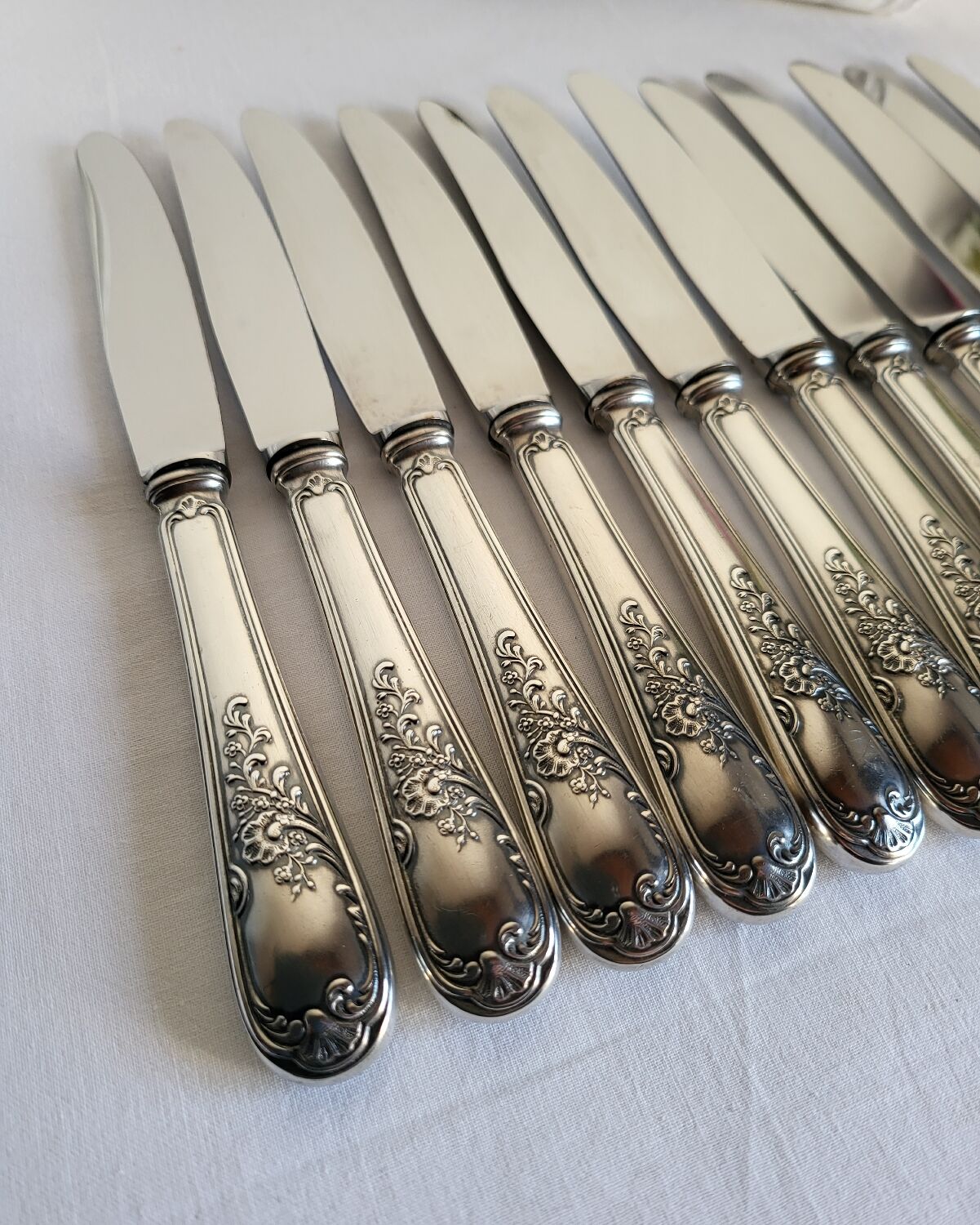 12 Silver-Plated Dessert Knives with Stainless Steel Blades Nogent