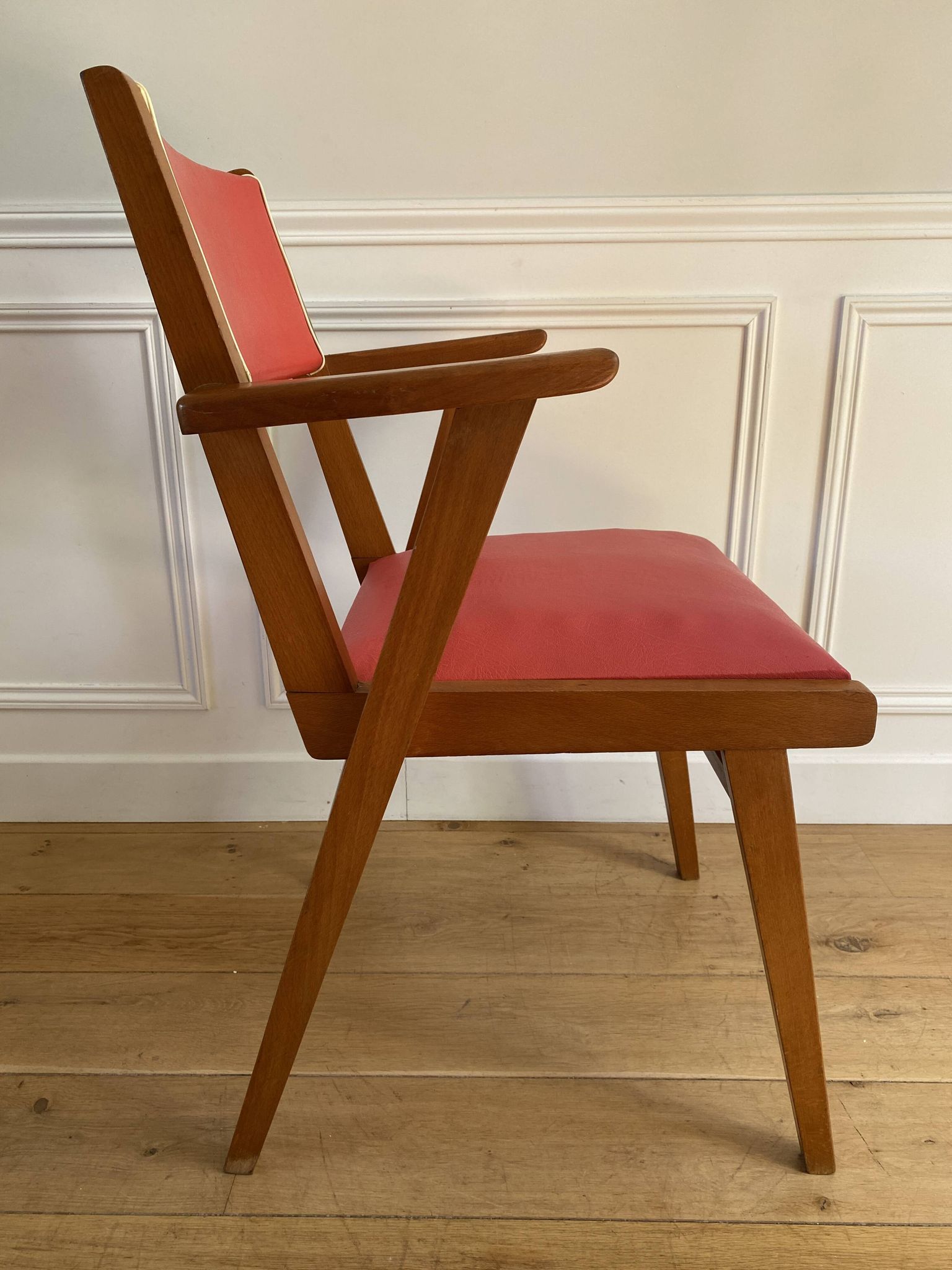 Vintage armchair from the 50s/60s – wood & red faux leather – Scandinavian style