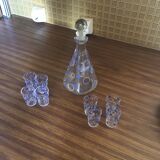 Liquor decanter and its 8 glasses