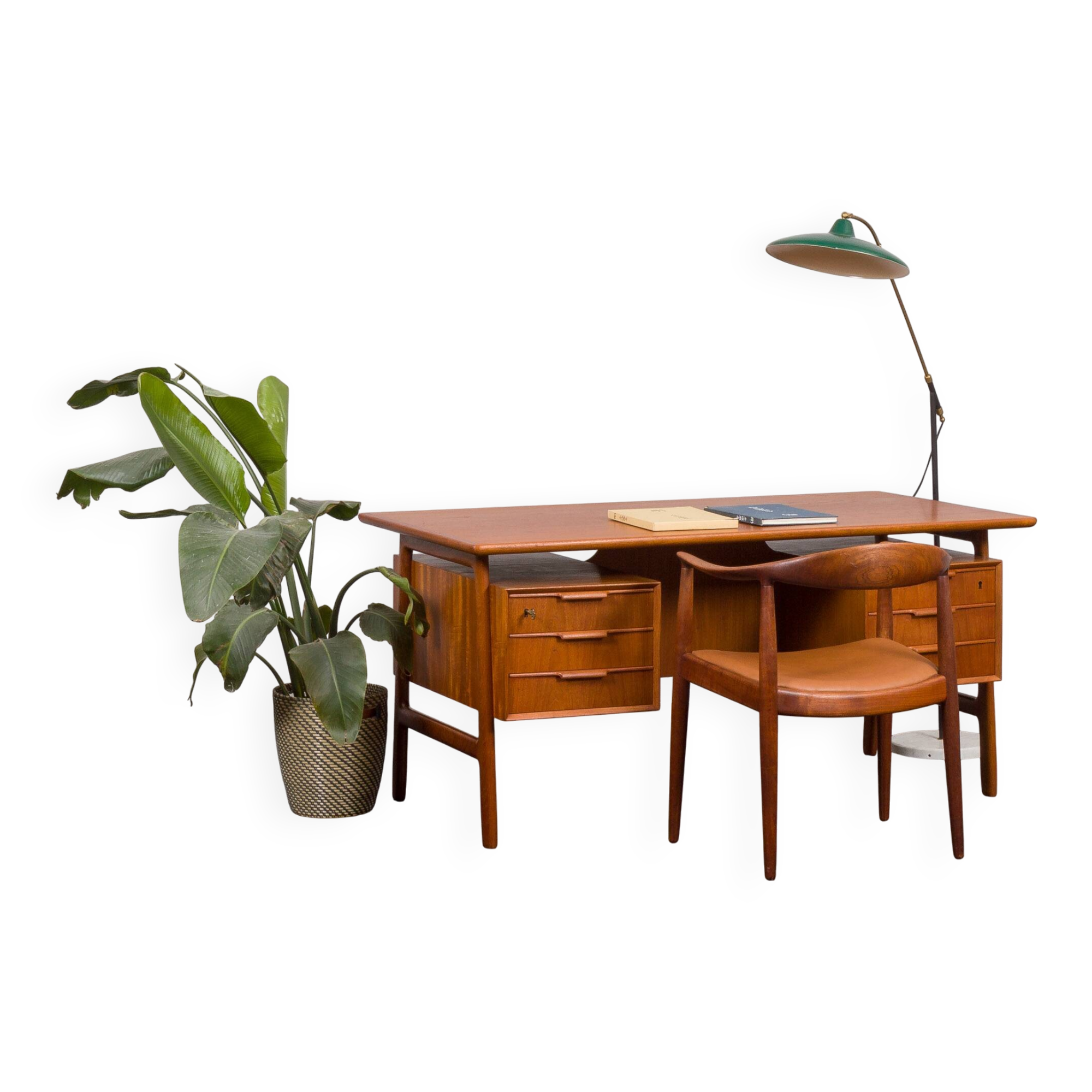 Freestanding teak desk, model 75 Gunni Omann for Omann Jun's Møbelfabrik