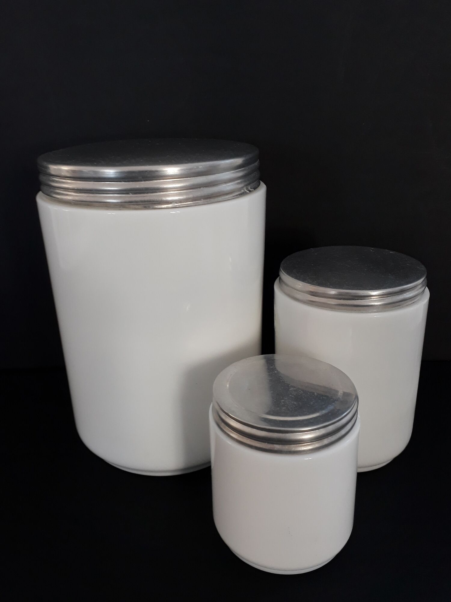 Lot of 3 old jars of laboratory glass color white