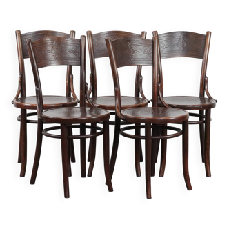 Set of five vintage wooden Cosmos bistro design chairs with stunning detail