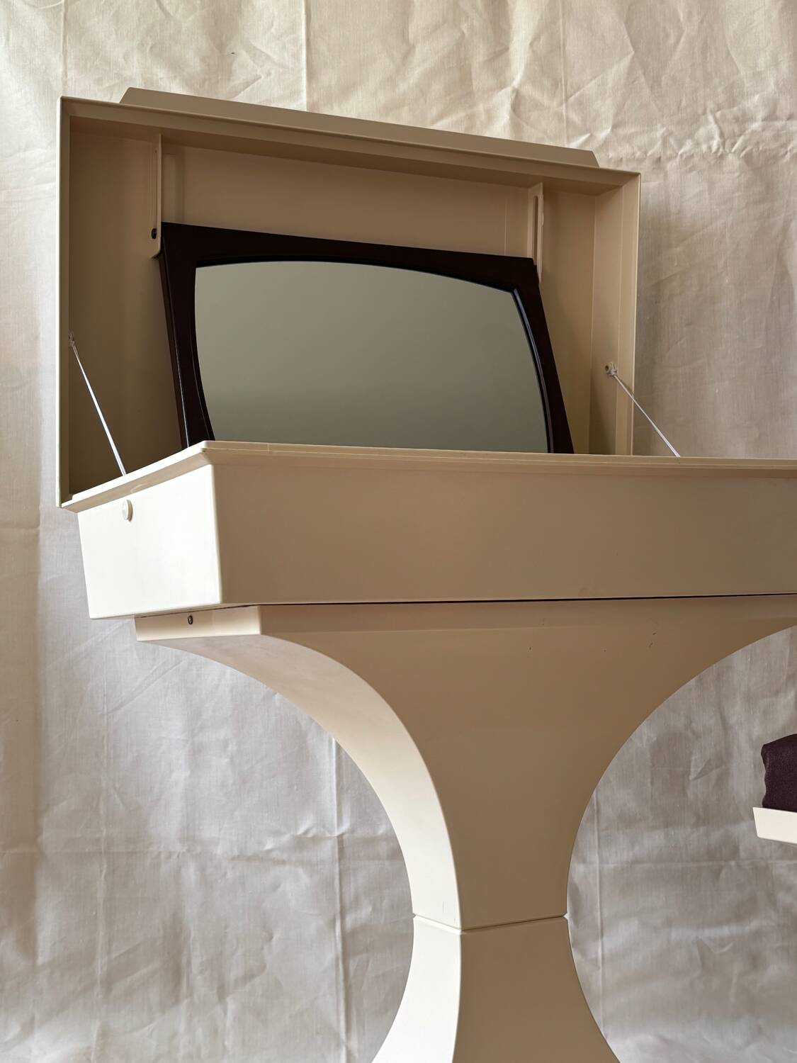 Flair dressing table by Prisunic 1970