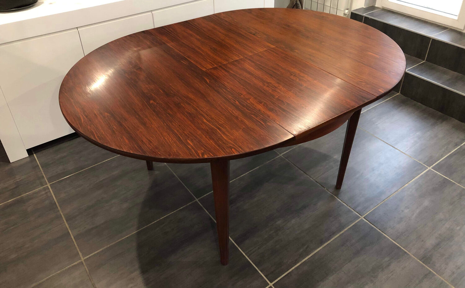 Scandinavian extendable rosewood round table, 1960s