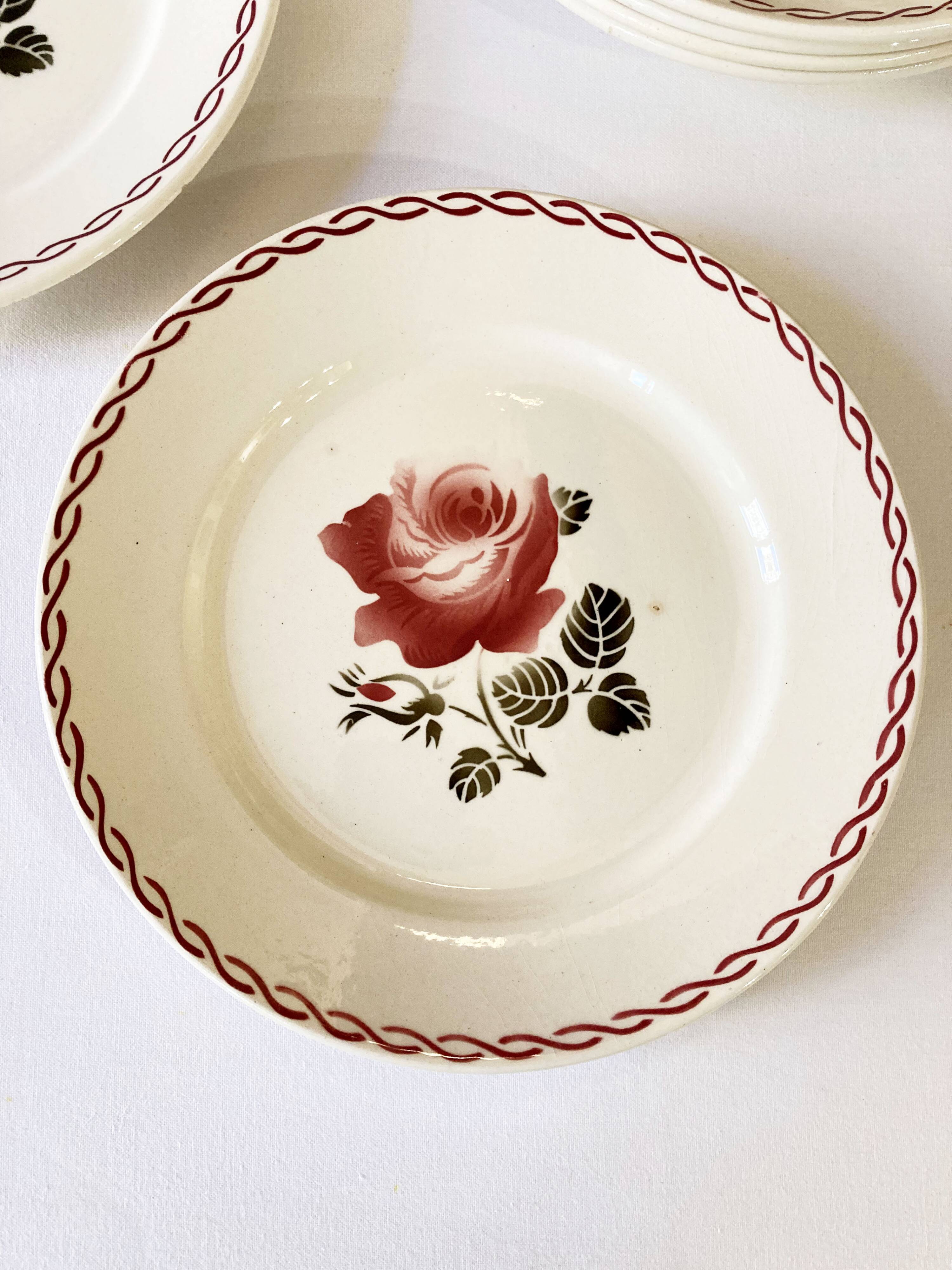 Serving plates, Germaine model, Badonviller