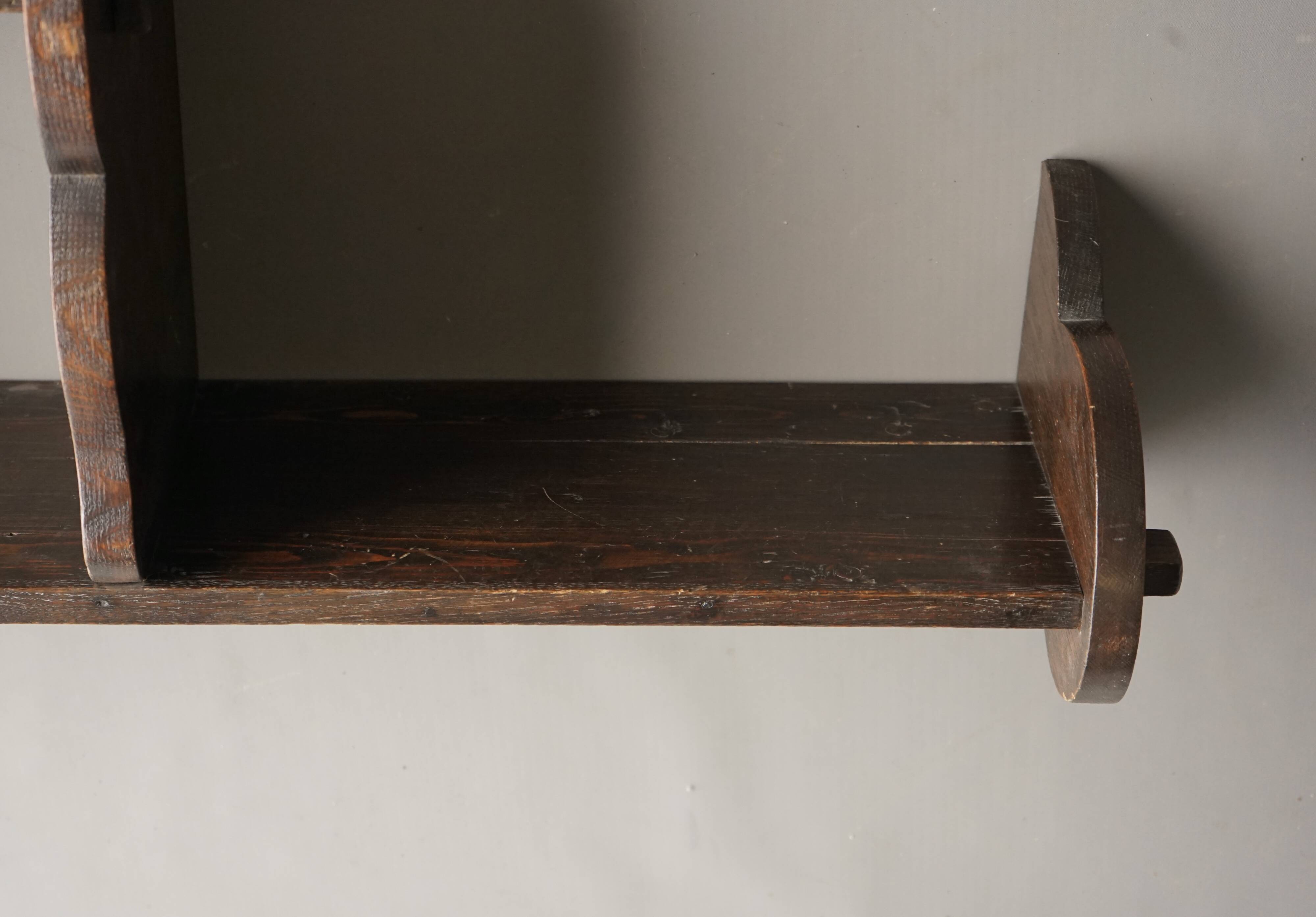 Étagère hollandaise en bois massif en forme de nuage, années 1930