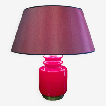 Lampe de table en verre opalin lumineux rouge par Peill et Puzzler, Allemagne 1960