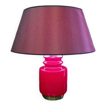 Lampe de table en verre opalin lumineux rouge par Peill et Puzzler, Allemagne 1960