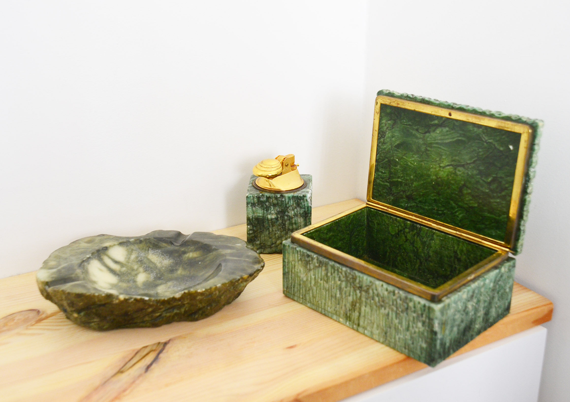Cigar and tobacco box in alabaster and brass 1970