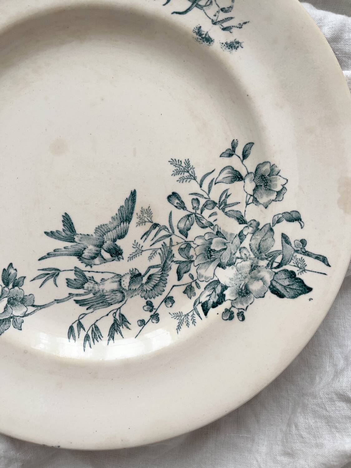 2 flat plates in iron earth “Mignon” Longwy