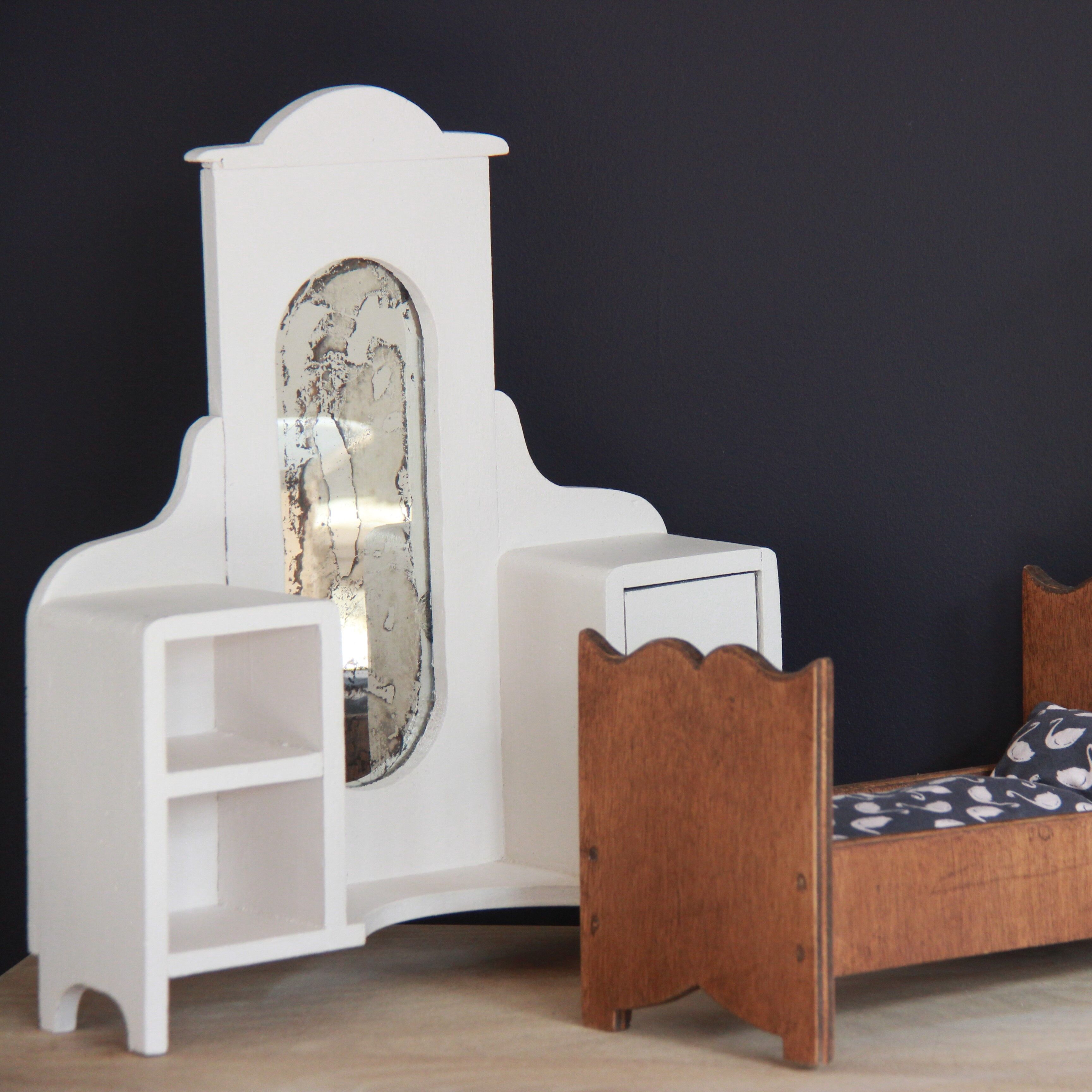 Psyche or wooden doll dressing table