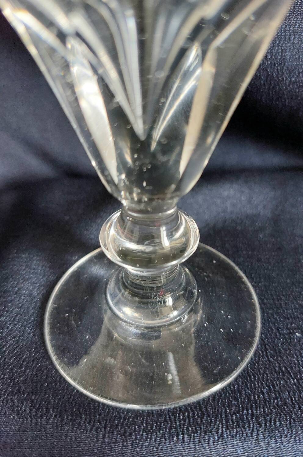 8 Art Deco bistro glasses