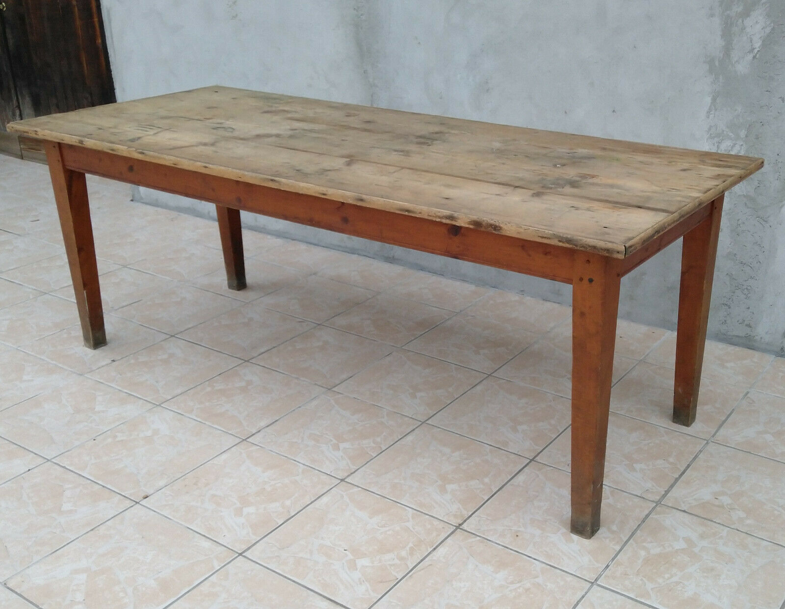 Pine farm table