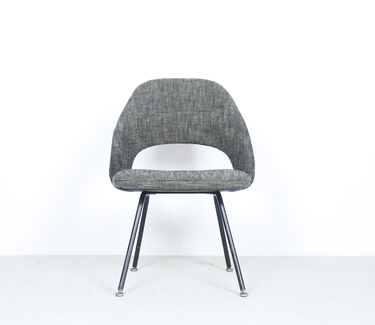 Eero Saarinen Conference chairs model 71, Knoll 1950