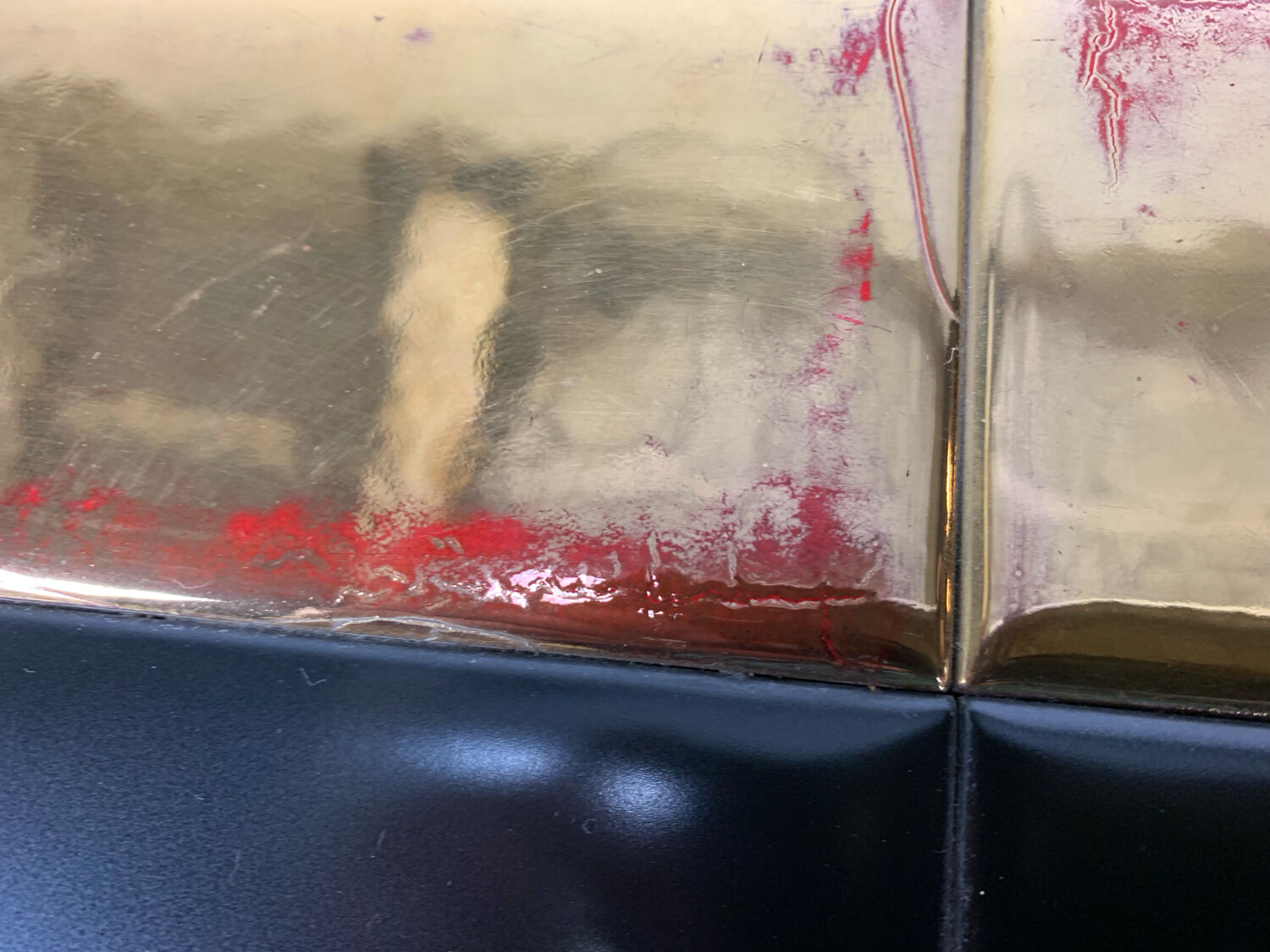 Ceramic coffee table