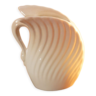Vase en forme de cygne retro