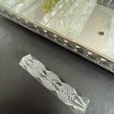 12 porte-couteaux en cristal taillé dans leur boite d'origine longueur