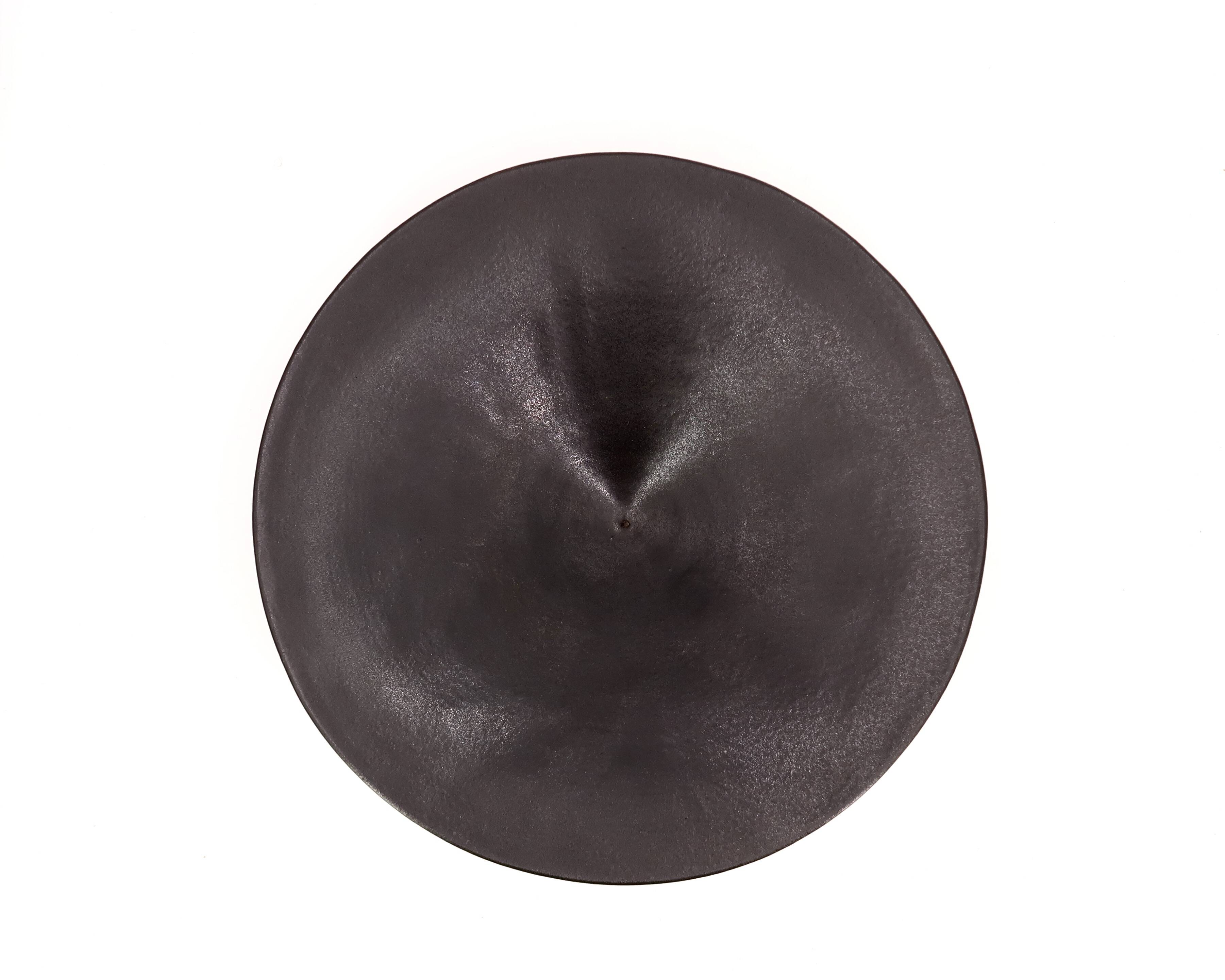 Black ceramic centerpiece on foot, La Bergerie Vallauris