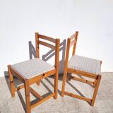 Pair of 80s chairs in pine and checked fabric
