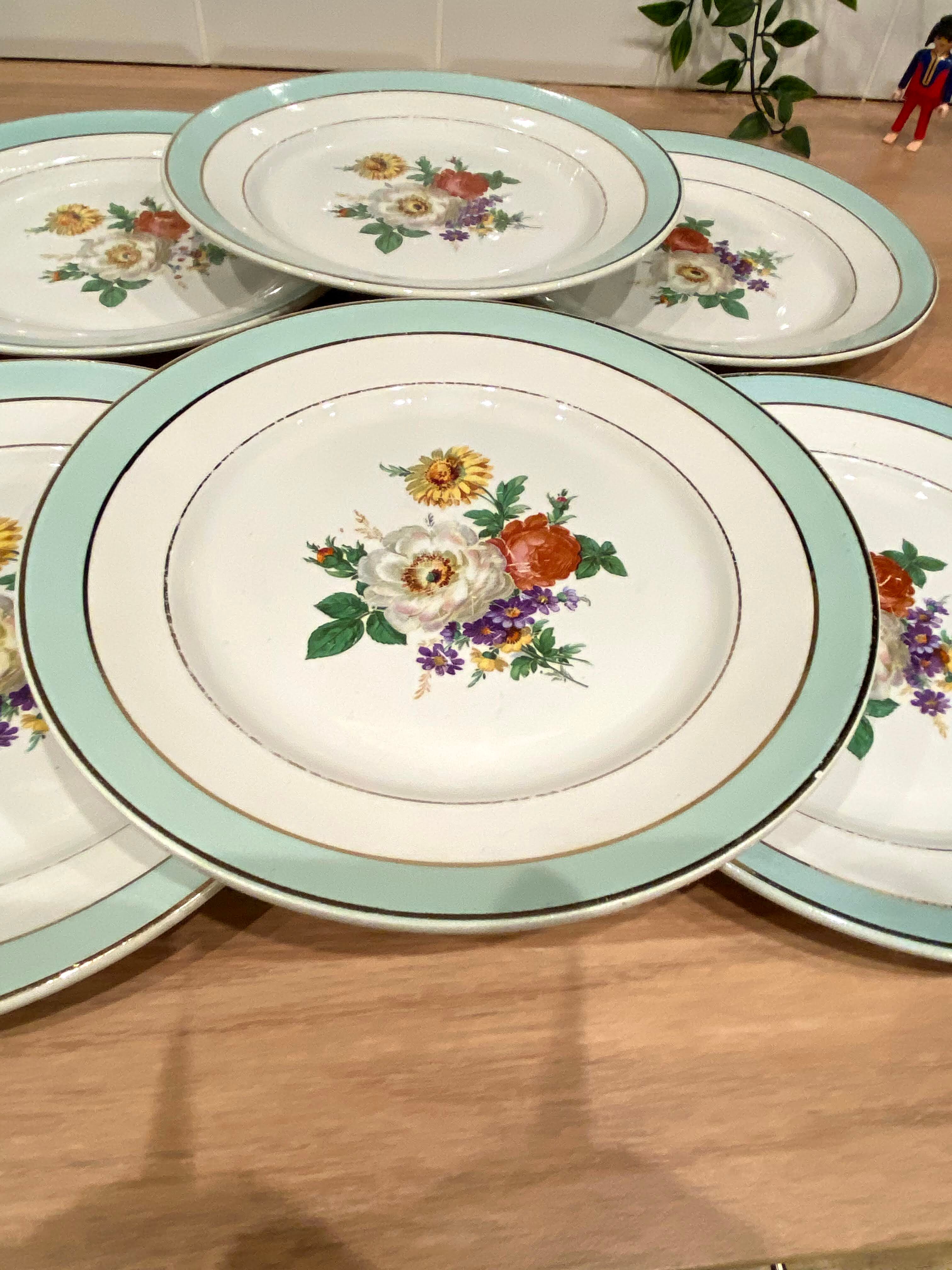 6 flat plates in half-porcelain Badonviller