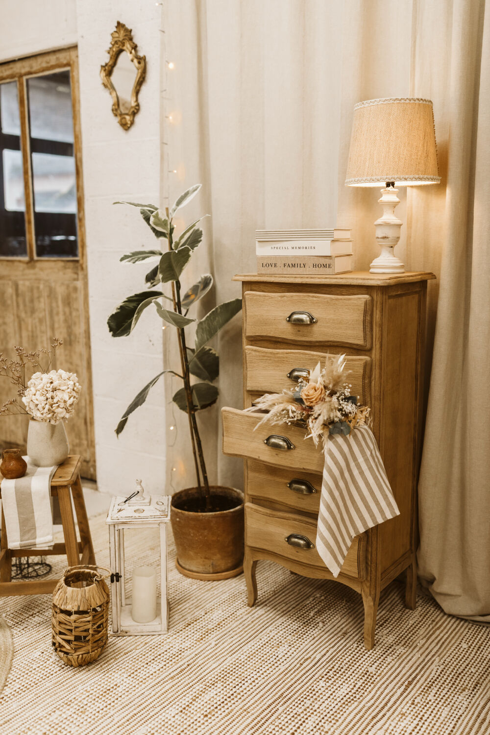 Oak chest of drawers with 5 drawers – restored