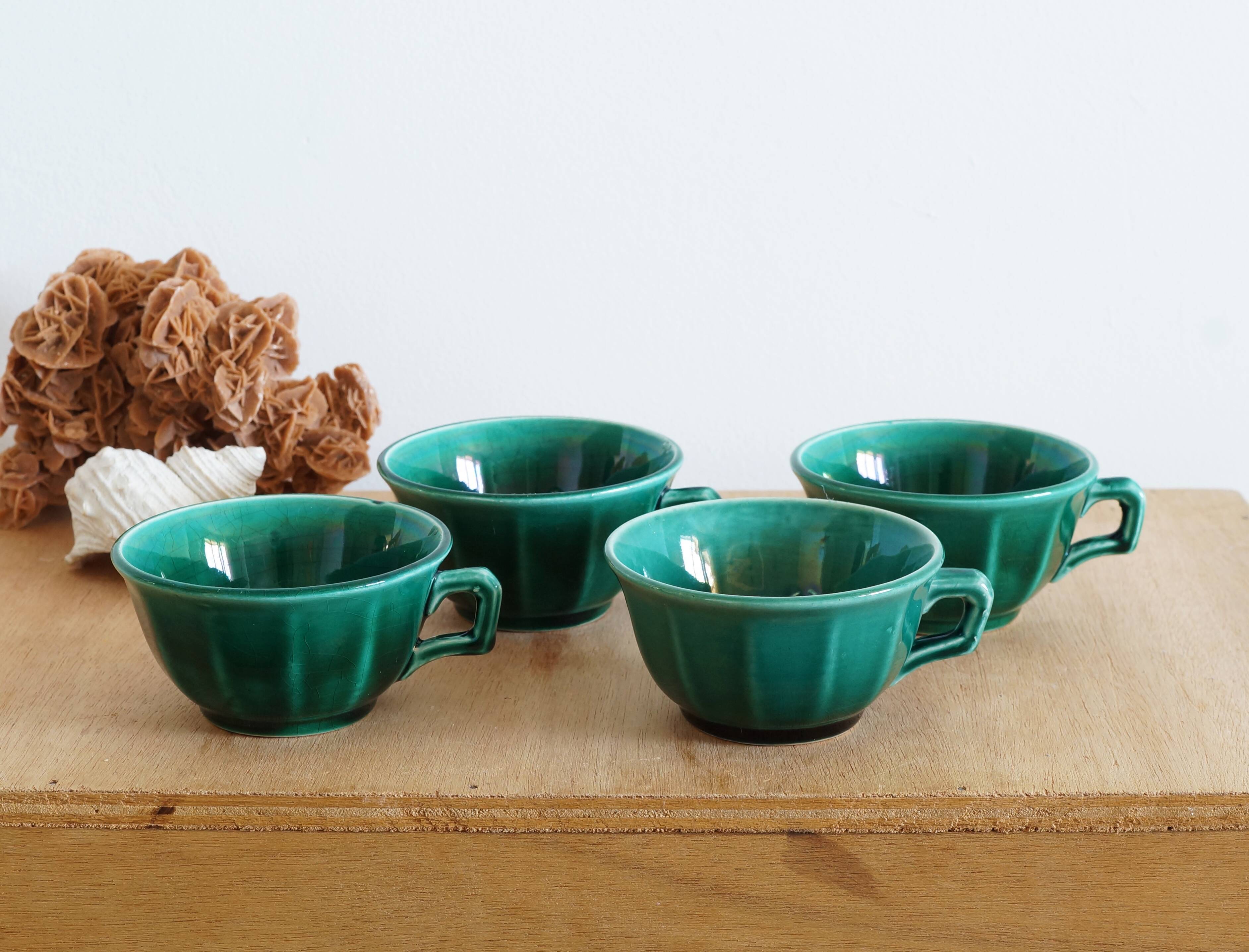 Set of 4 green cups 60s