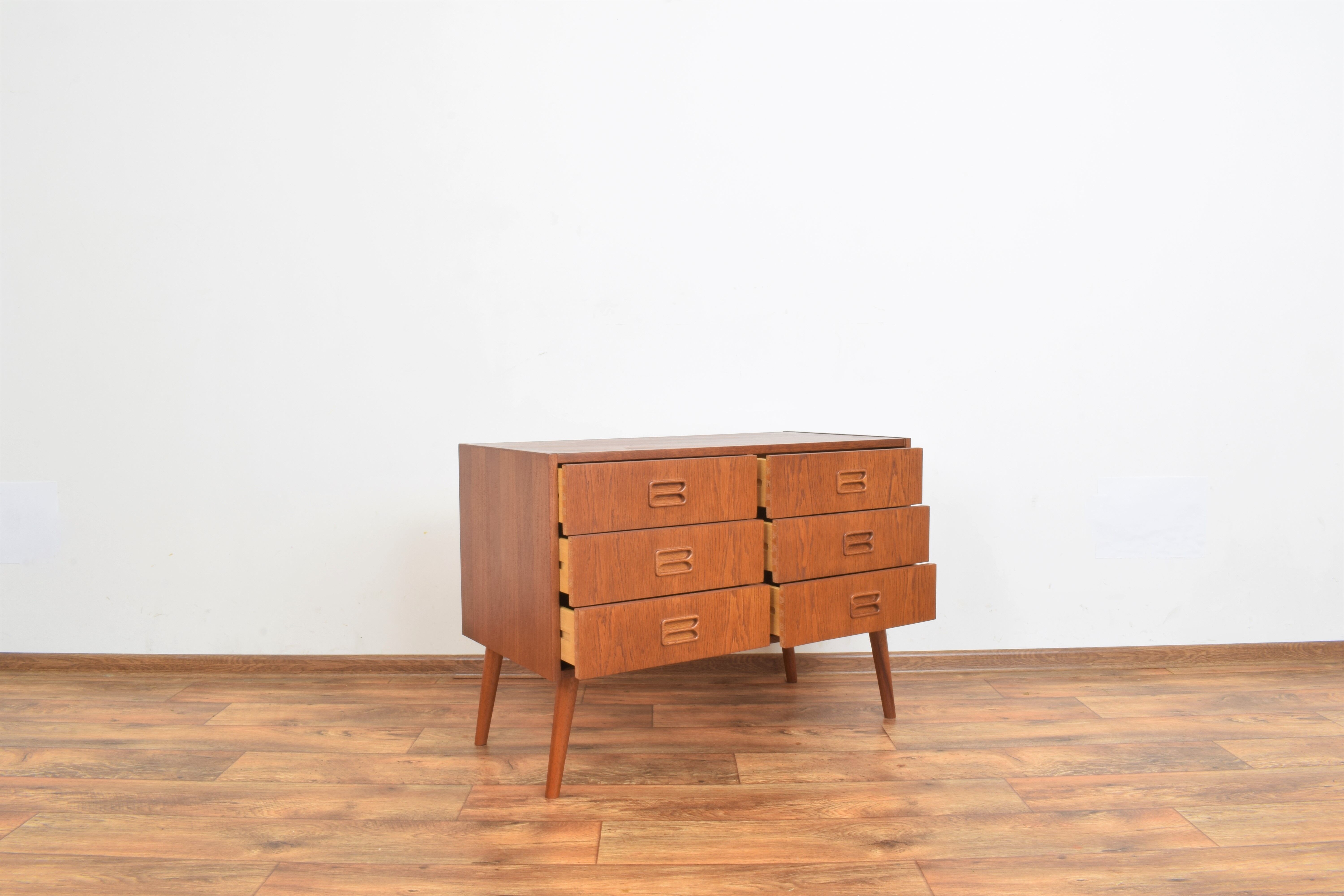 Danish oak chest of drawers