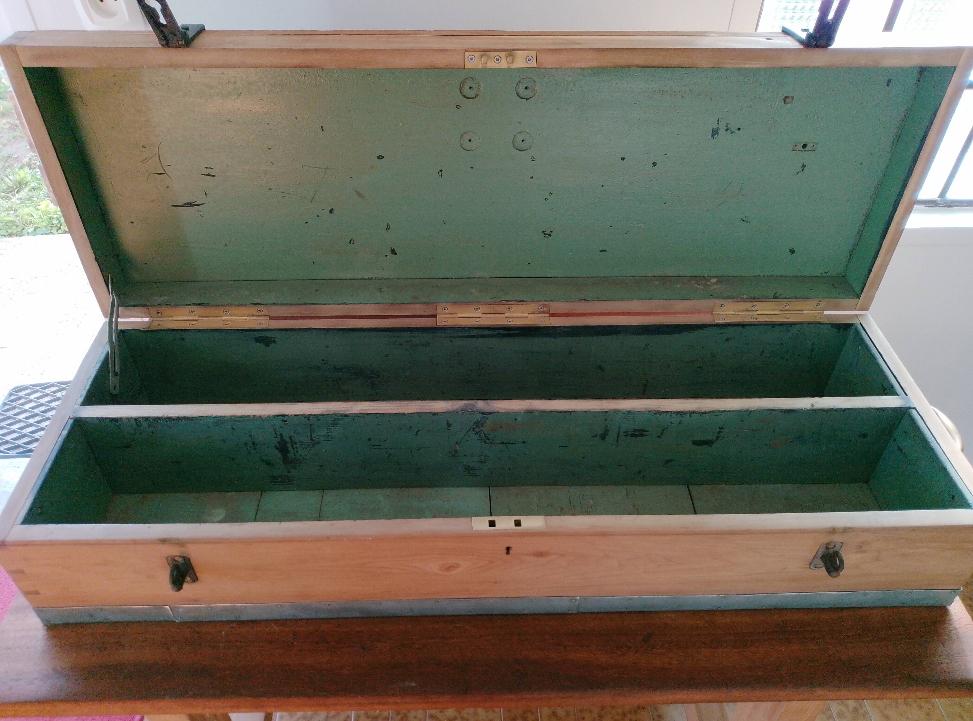 Military transport trunk