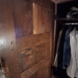 18th-century wardrobe, in walnut, minimalist style.