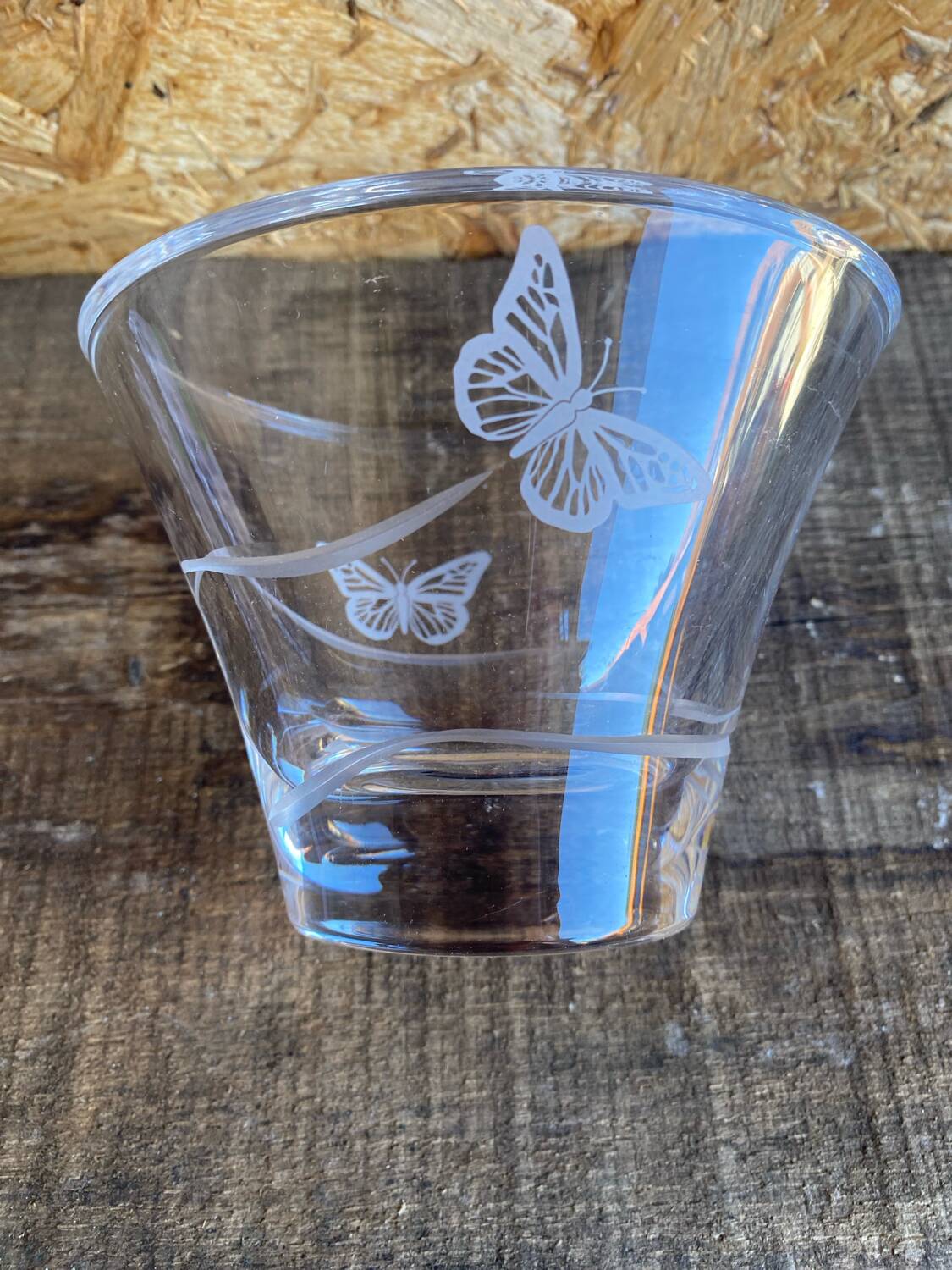 Old cut crystal d'arques pocket bowl with engraved butterfly decoration vintage