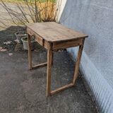 Children's desk