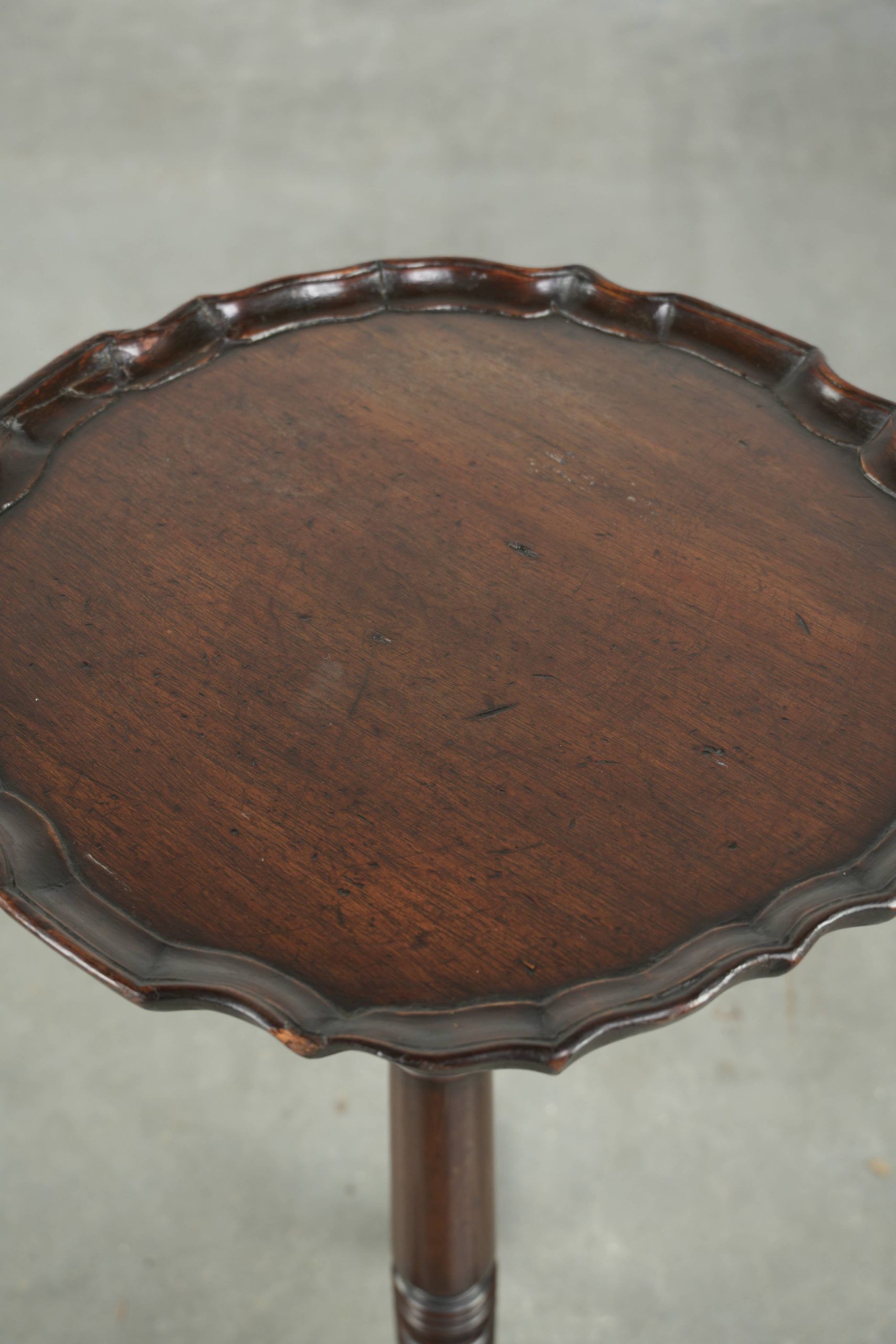 Antique English wine table / plant / side table from the late 18th century
