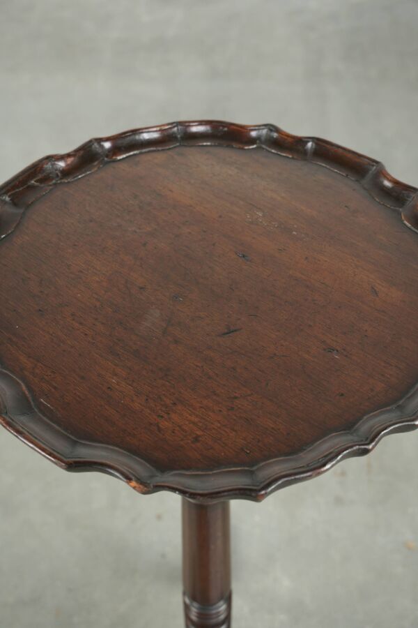 Table à vin anglaise antique / table de plante / table d'appoint de la fin du XVIIIe siècle