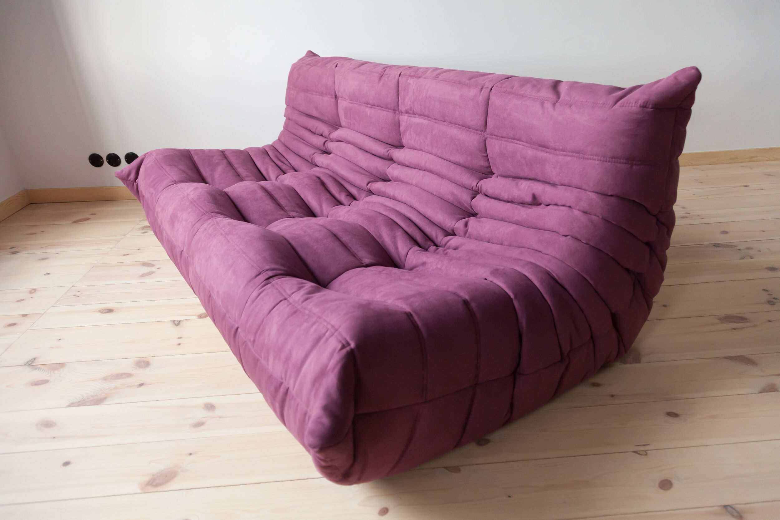 Sofa 3 places Togo Microfiber designed by Michel Ducaroy 1973