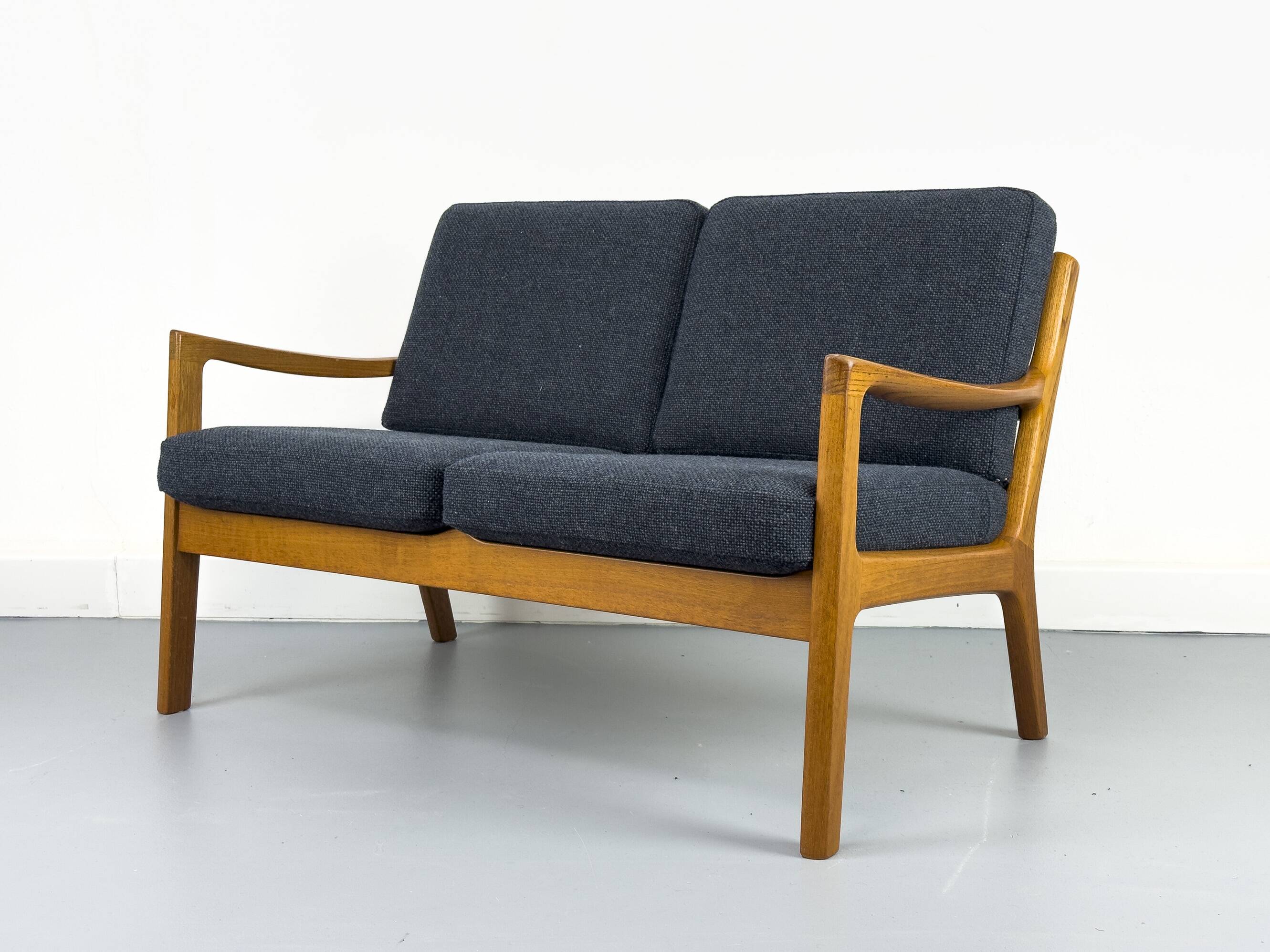 Vintage Two-Seater Senator Sofa in Teak by Ole Wanscher
