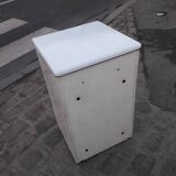 Small buffet 1 metal gate