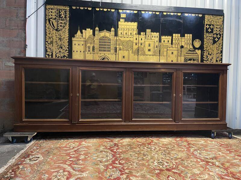 Walnut sideboard - Trade furniture / Napoleon III display cabinet