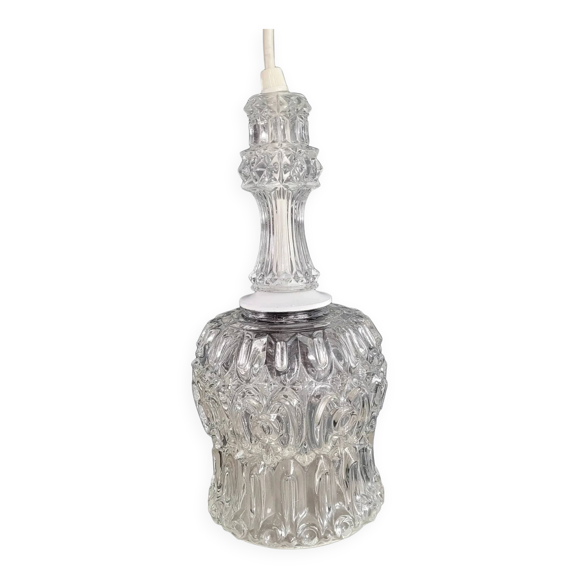 Vintage glass moulded suspension