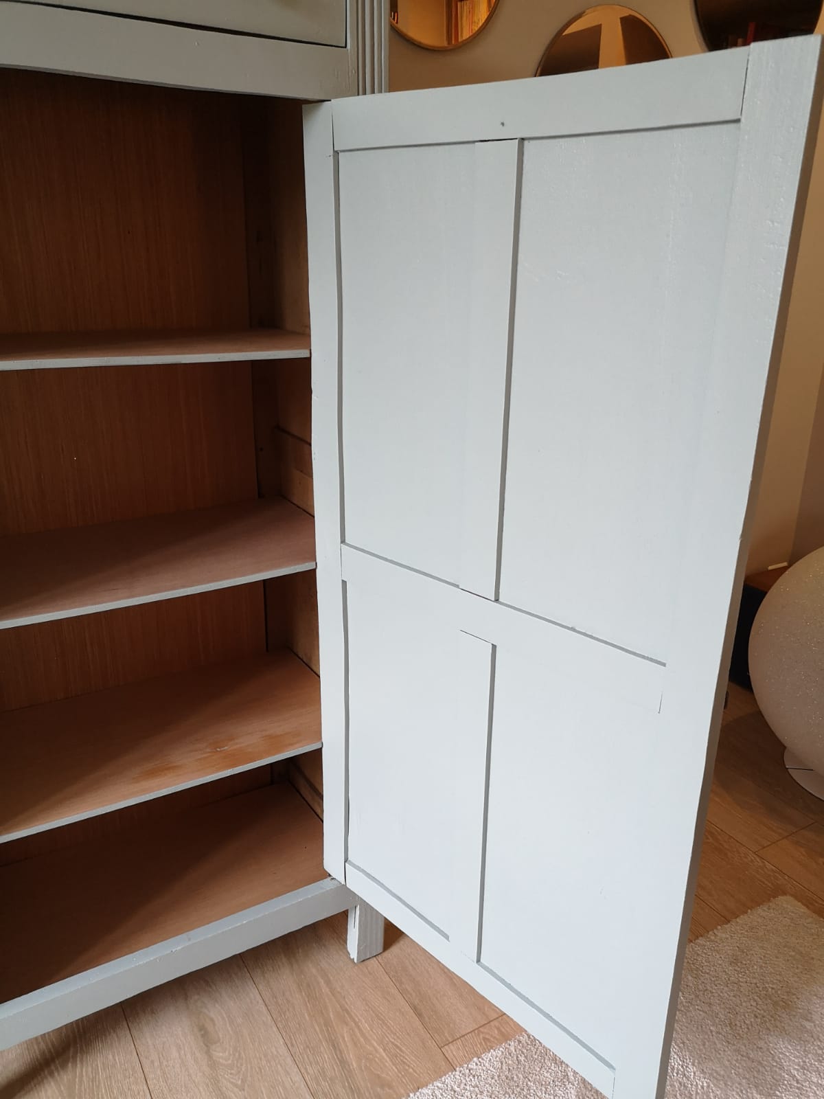 Small Parisian wardrobe redesigned