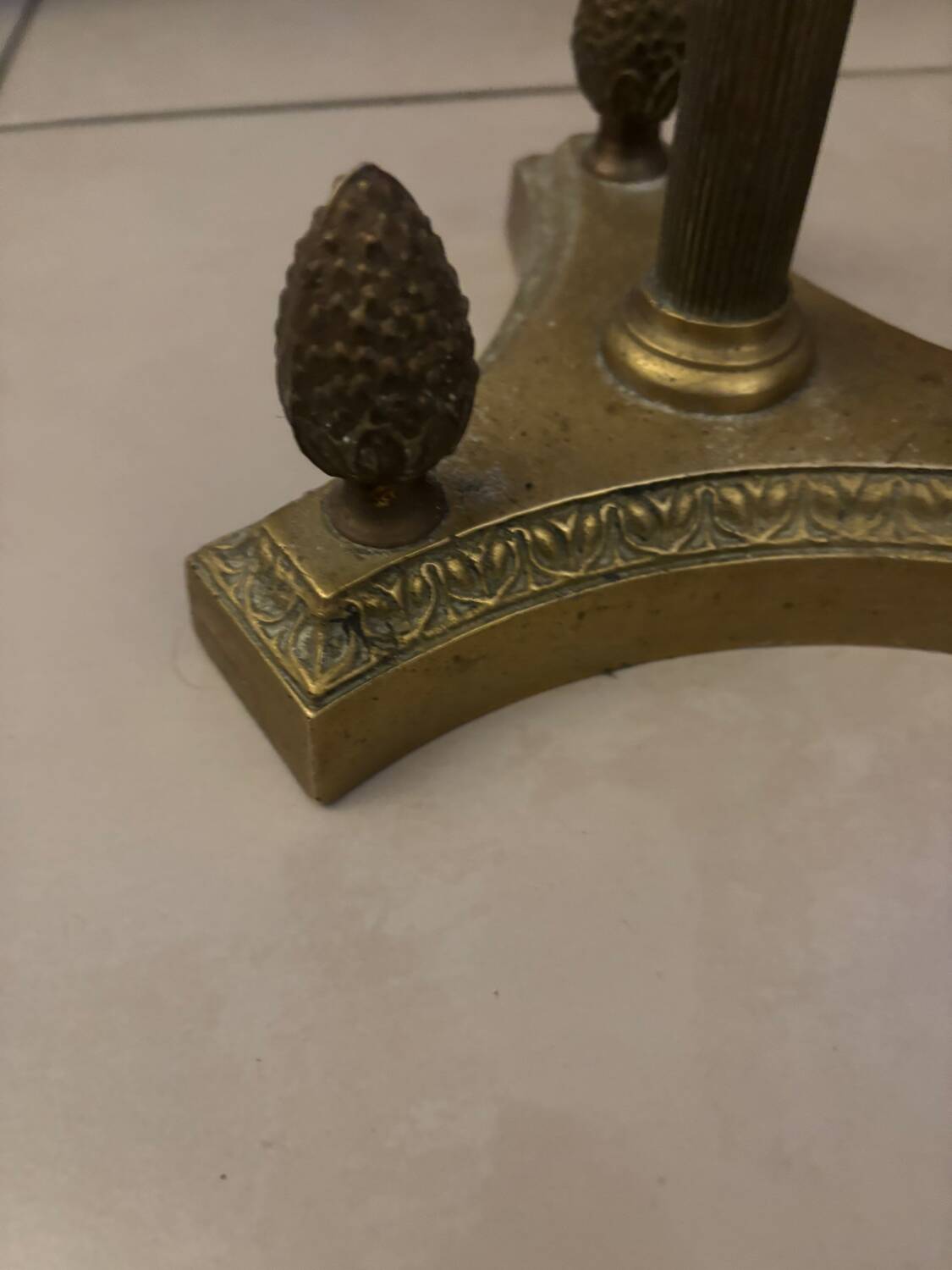 Cendrier de style Néoclassique en bronze