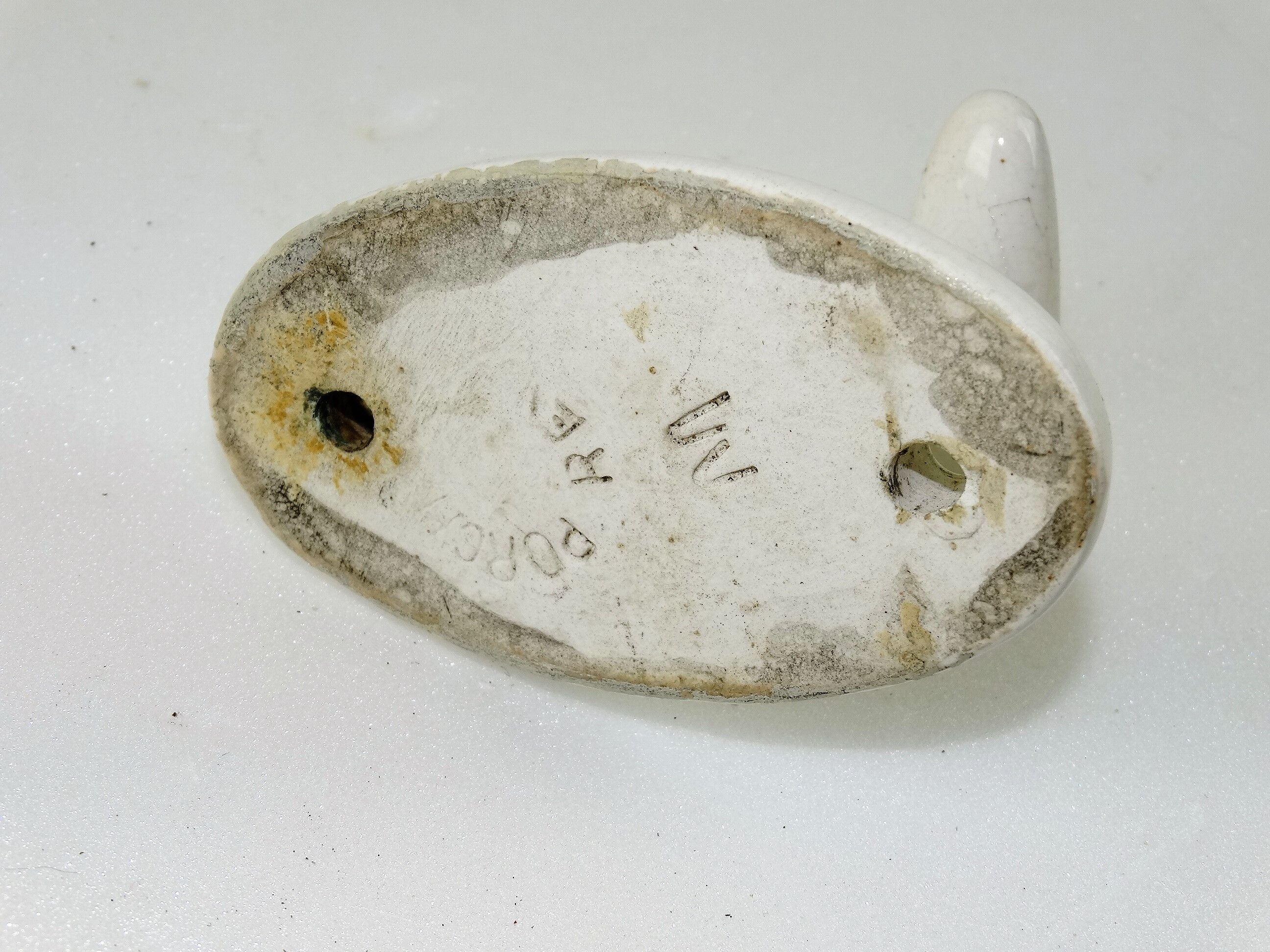 Peg ceramic