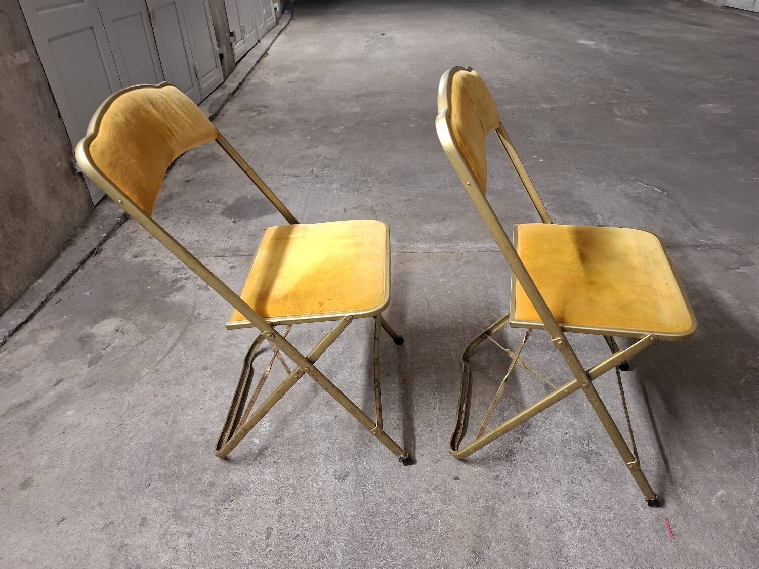 6 vintage opera folding chairs