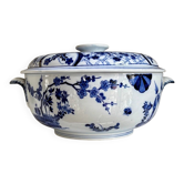 Grande soupière Creil & Montereau en terre de fer bleue, service "Japon"
