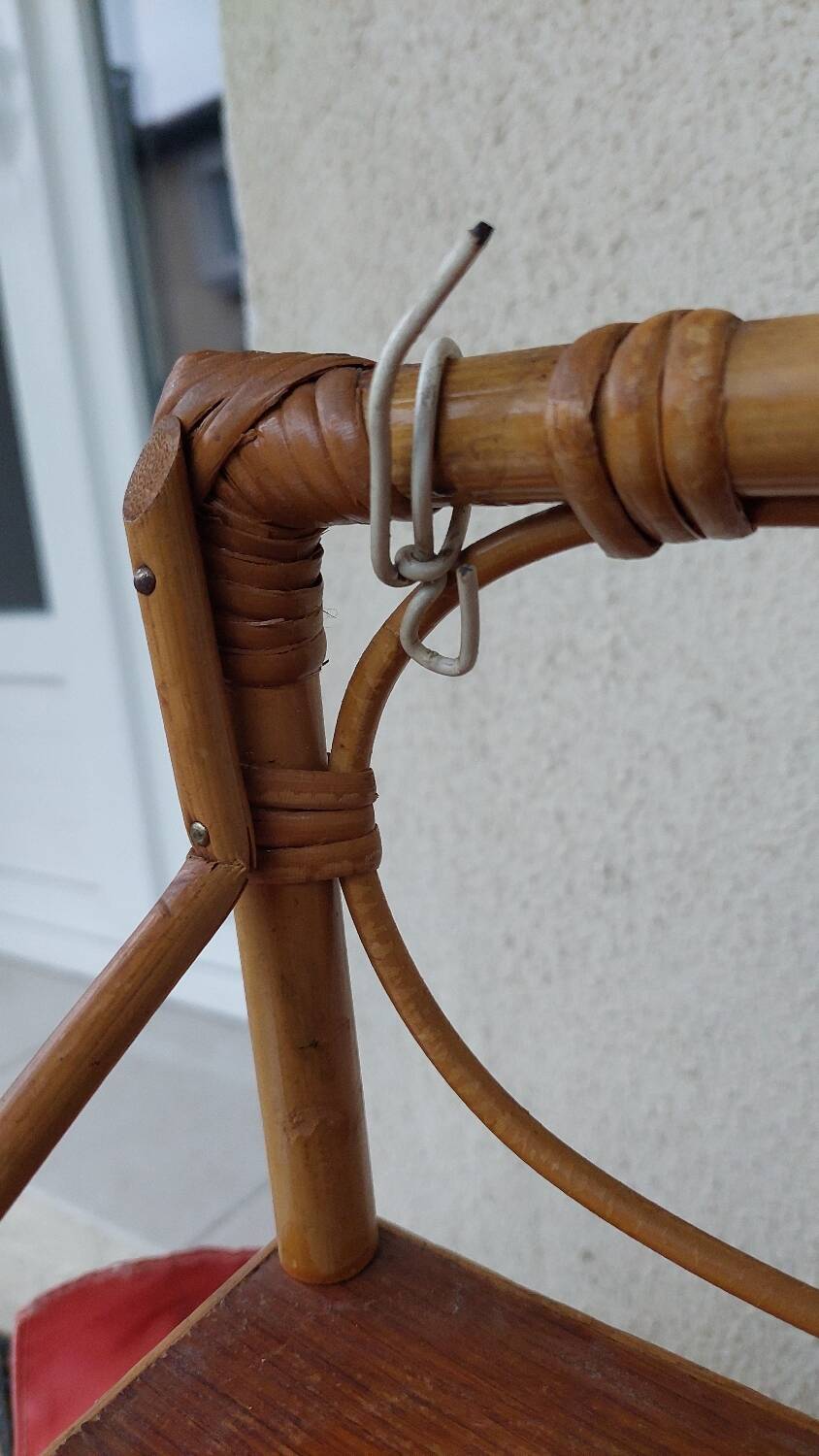 Étagère murale vintage en rotin