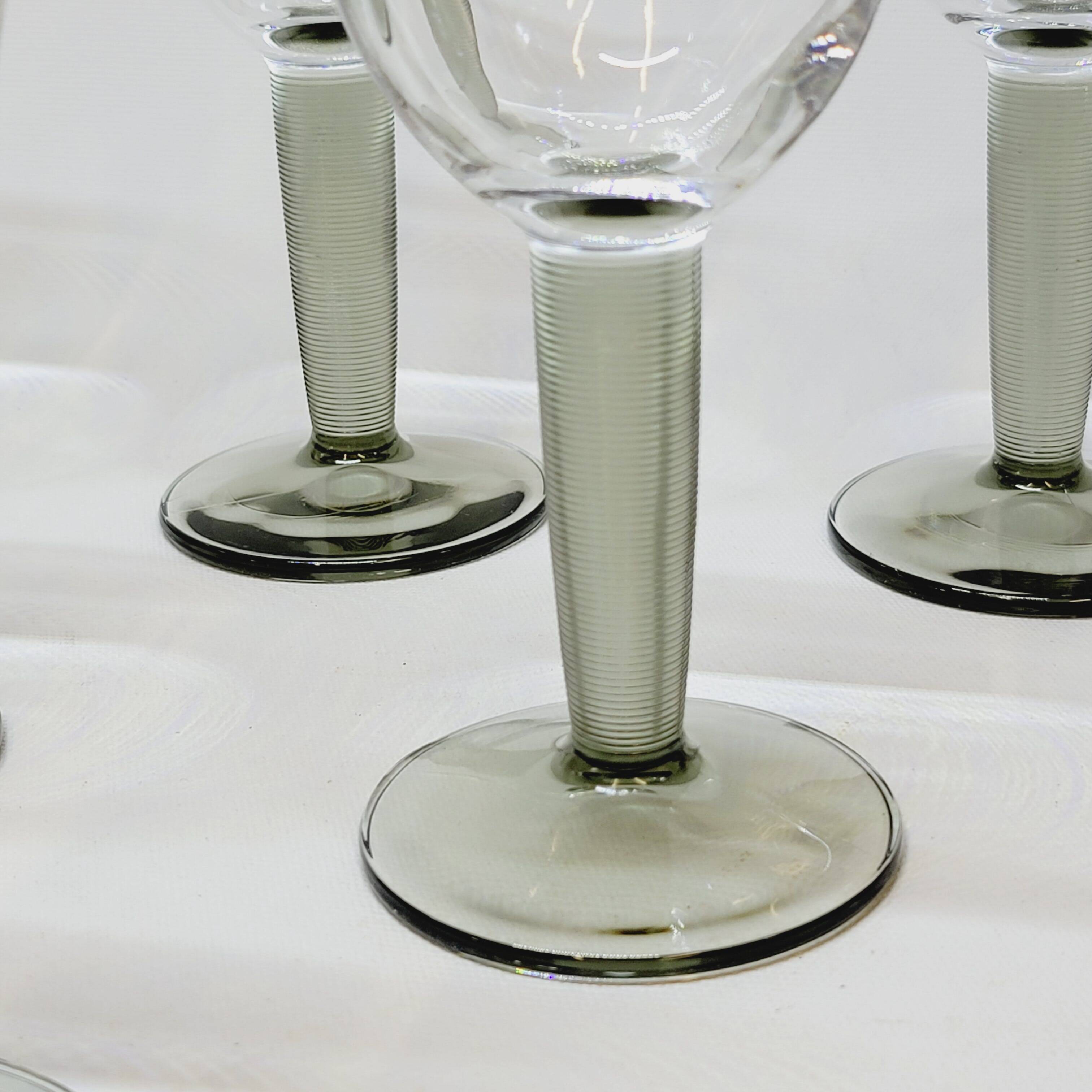 6 verres à vin vintage Bormioli Rocco en cristal gris strié