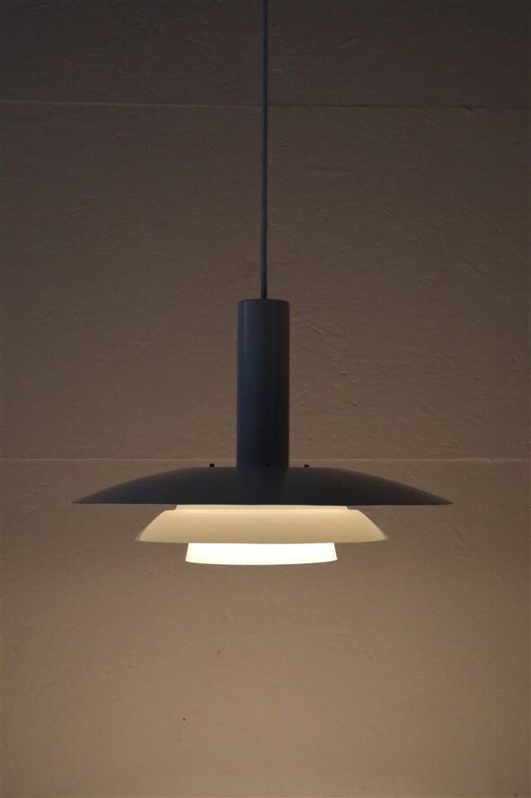 Filigree mid-century pendant lamp / Danish modern design / 1960s / 1970s