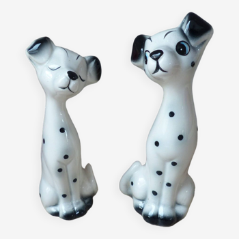 Figurine couple de petits chiens dalmatiens romantiques en céramique années 1970