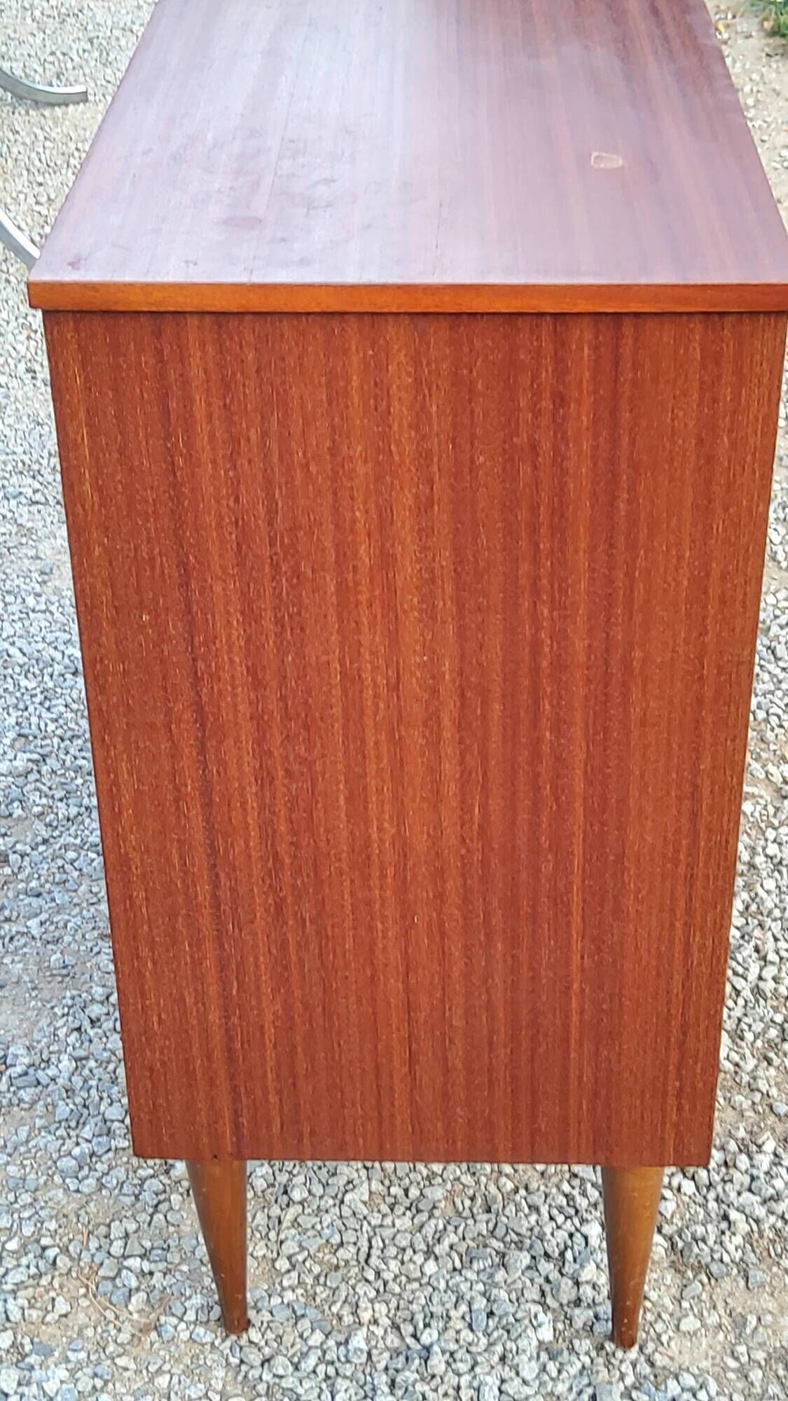 Vintage mahogany chest of drawers from the 60s conical feet 4 drawers